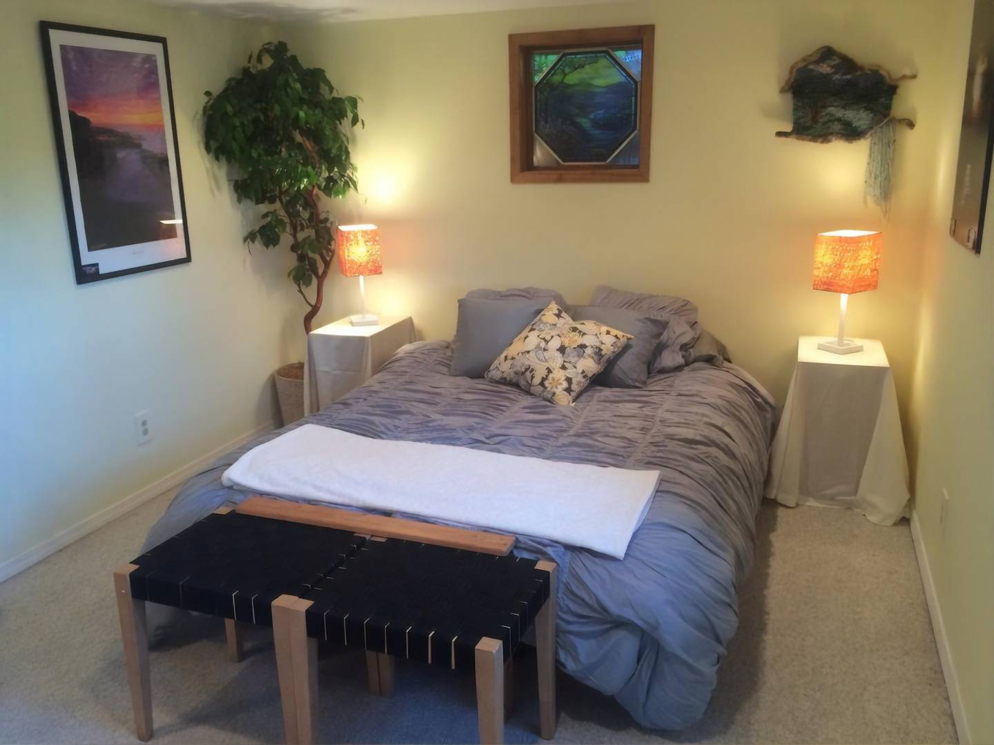 Cottage Lake Bed and Breakfast, Woodinville, Washington Bed and