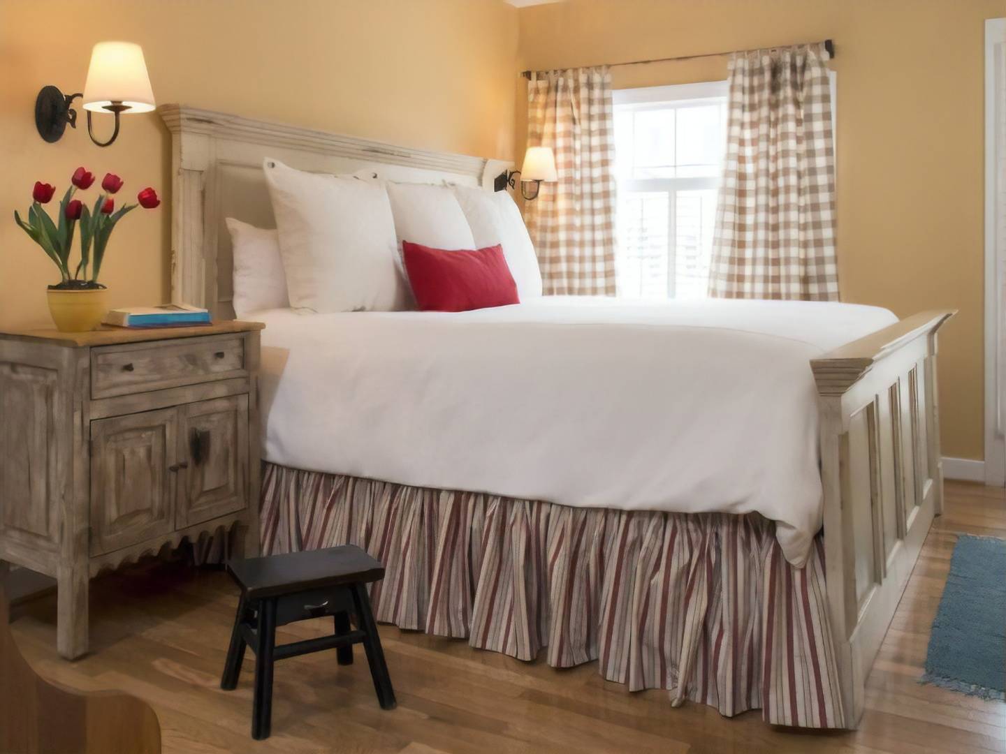 Fife And Drum Inn, Williamsburg, Virginia Bed And Breakfasts Inns