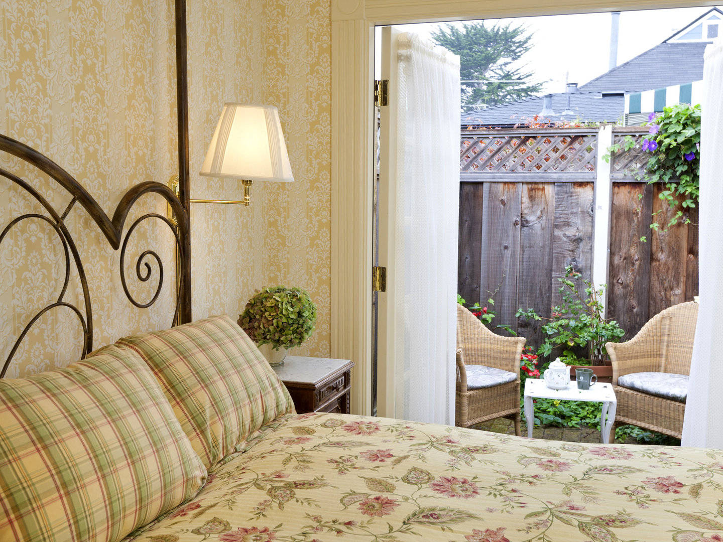 Pacific Grove Bed and Breakfast