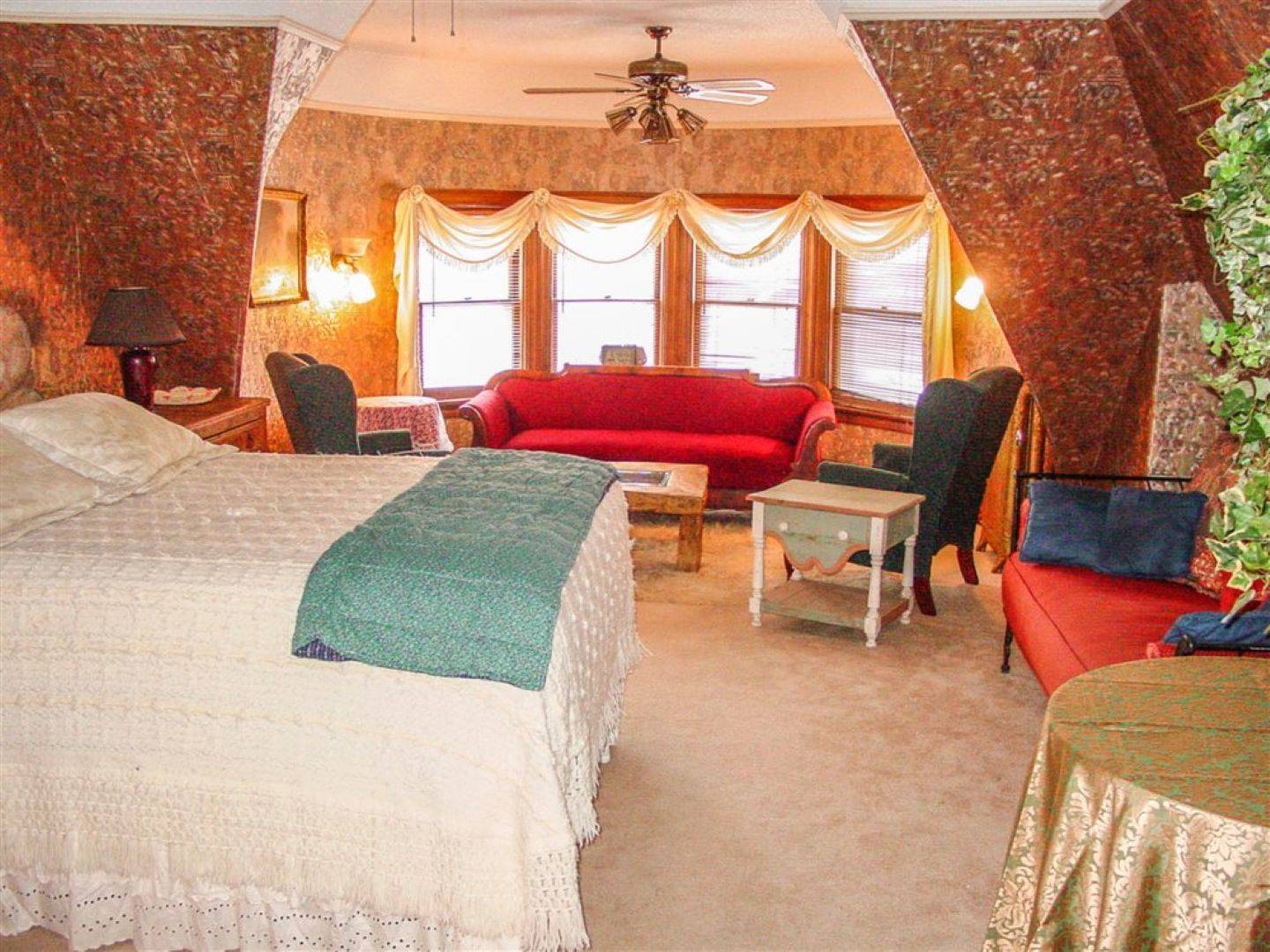 The Dempsey Manor Inn, Manistee, Michigan Bed And Breakfasts Inns