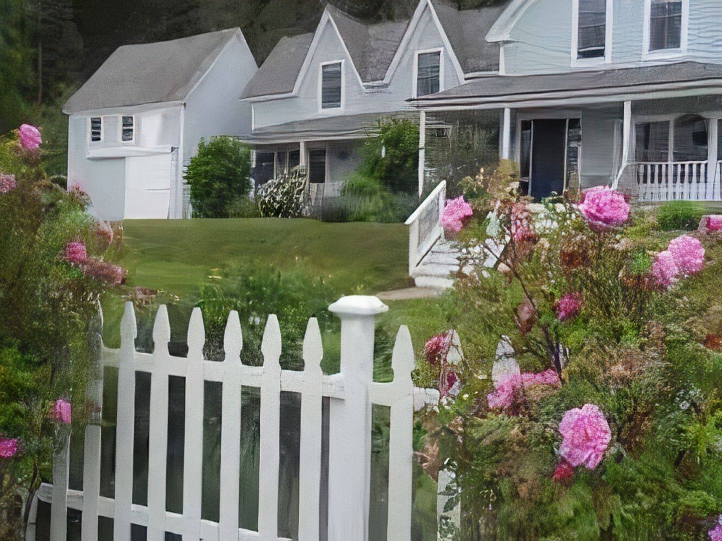 Elsa's Inn on the Harbor, Gouldsboro, Maine Bed and Breakfasts Inns