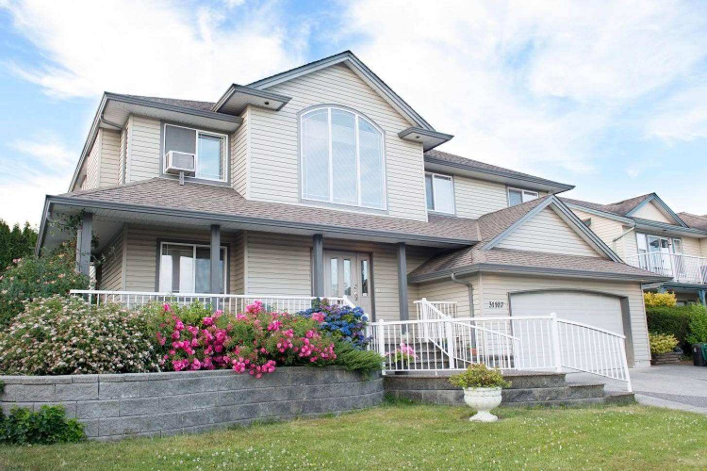 Deer Trail Guest House ***DO NOT PUBLISH***, Abbotsford, British Columbia Bed and Breakfasts Inns