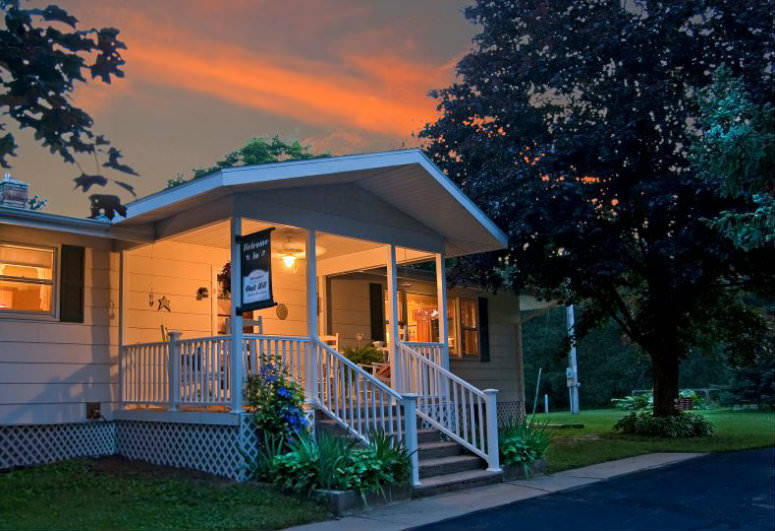 Bowman's Oak Hill Bed And Breakfast, Wisconsin Dells, Wisconsin Bed And ...