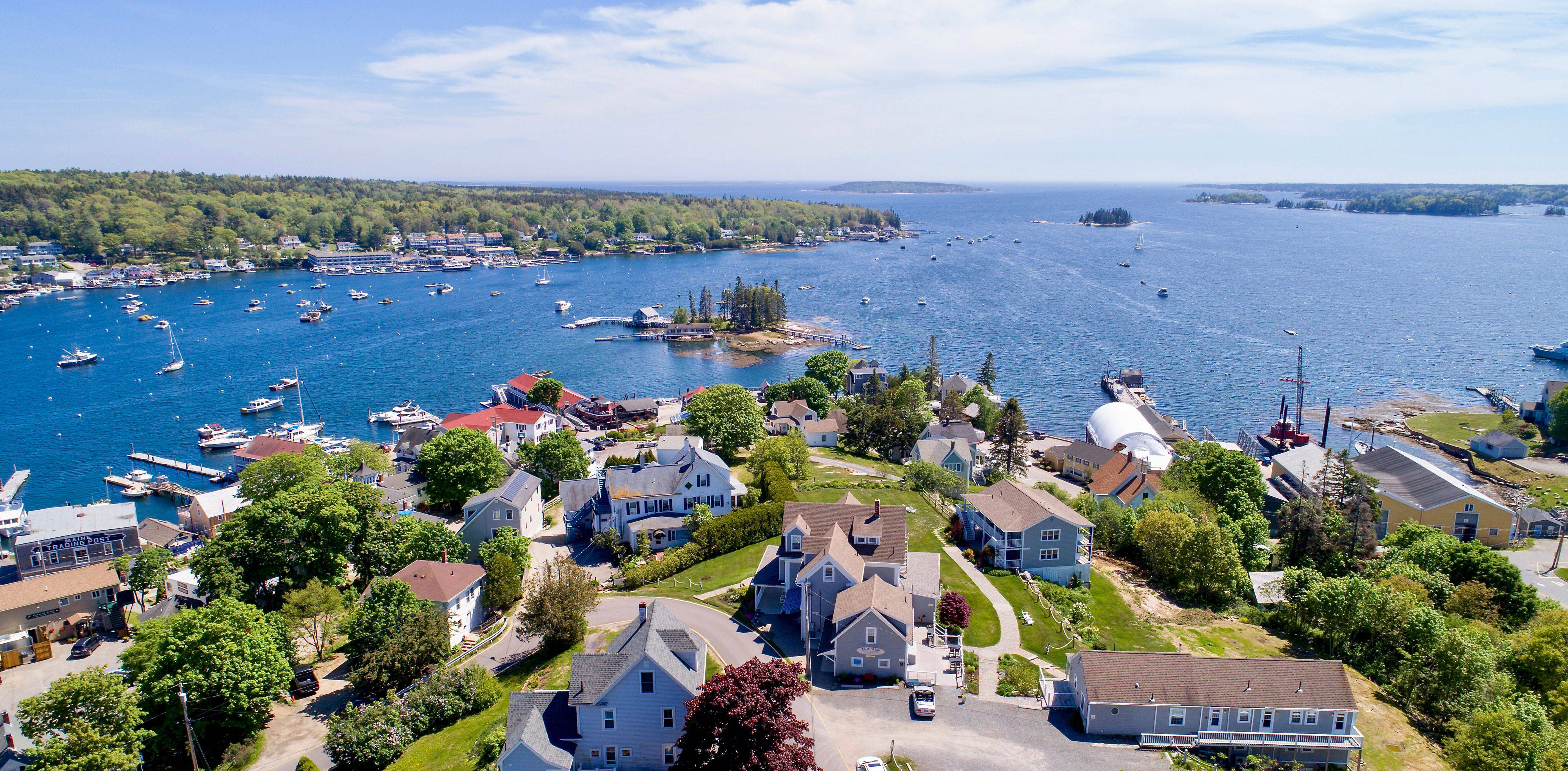 Topside Inn, Boothbay Harbor, Maine Bed and Breakfasts Inns