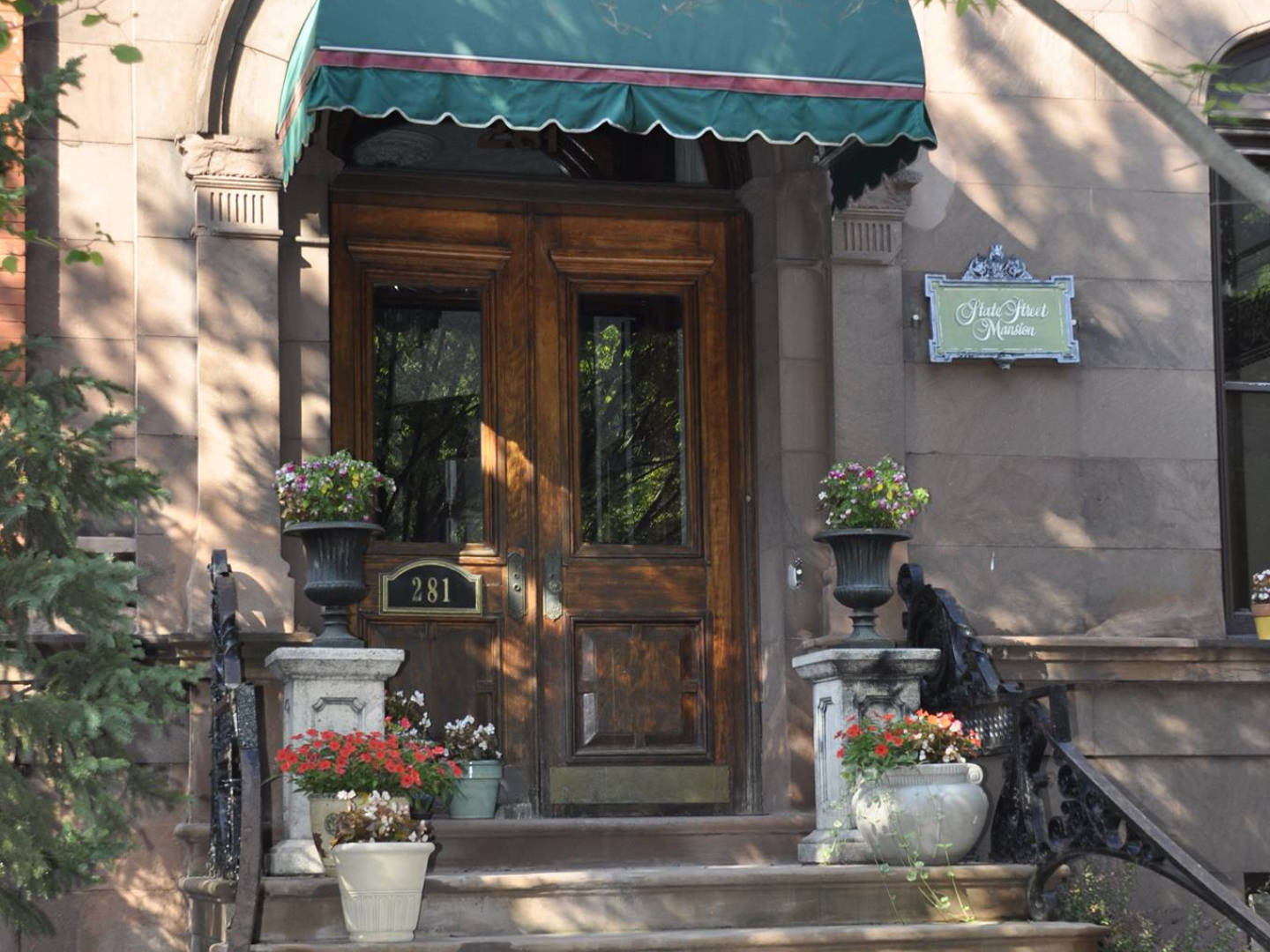 State Street Mansion Bed And Breakfast, Albany, New York Bed And ...