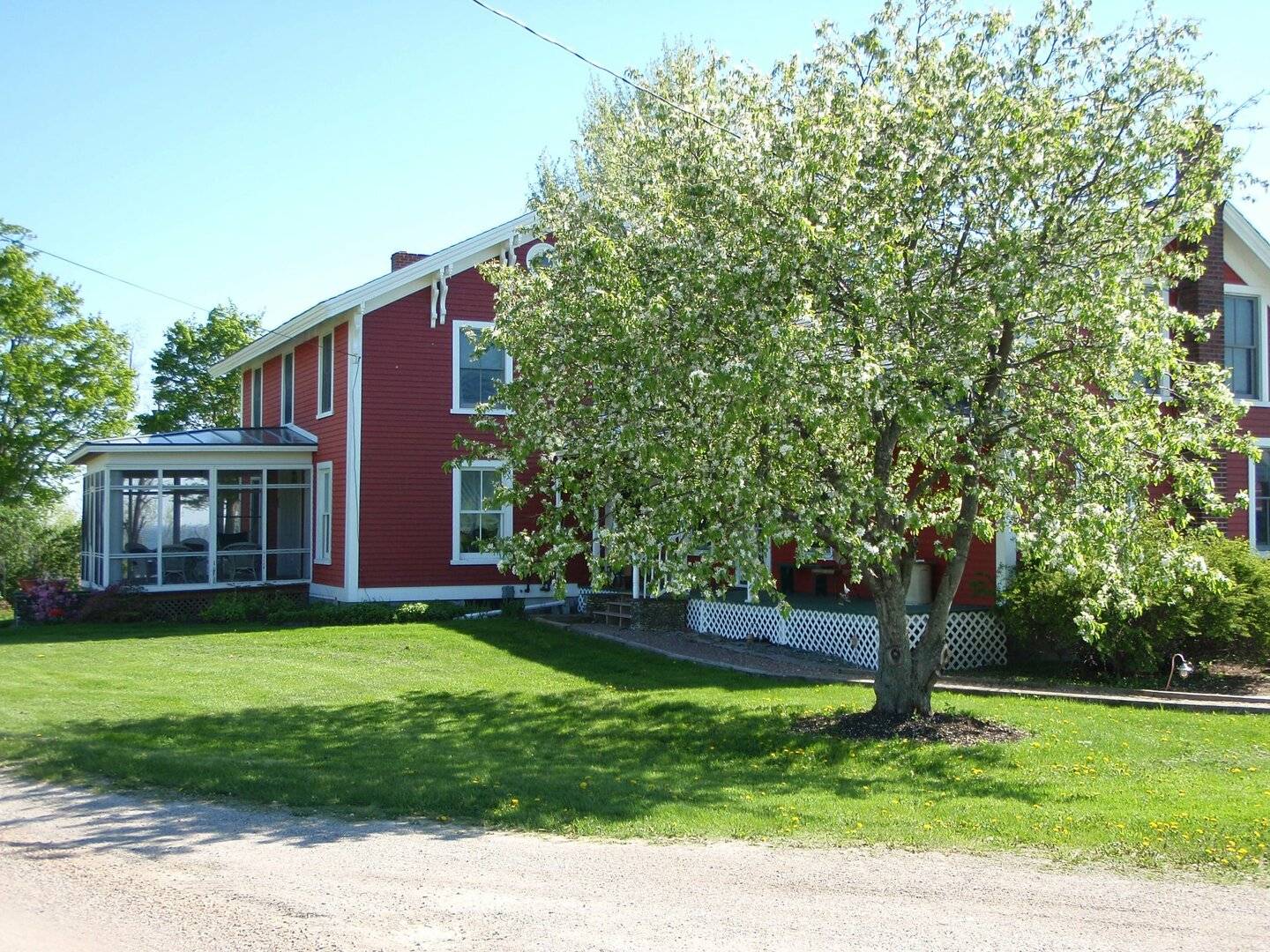 Crescent Bay Farm Bed and Breakfast, South Hero, Vermont Bed and
