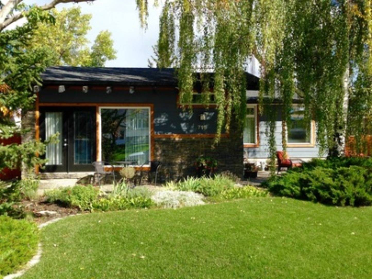 Artist's Bed And Breakfast, Calgary, Alberta Bed And Breakfasts Inns