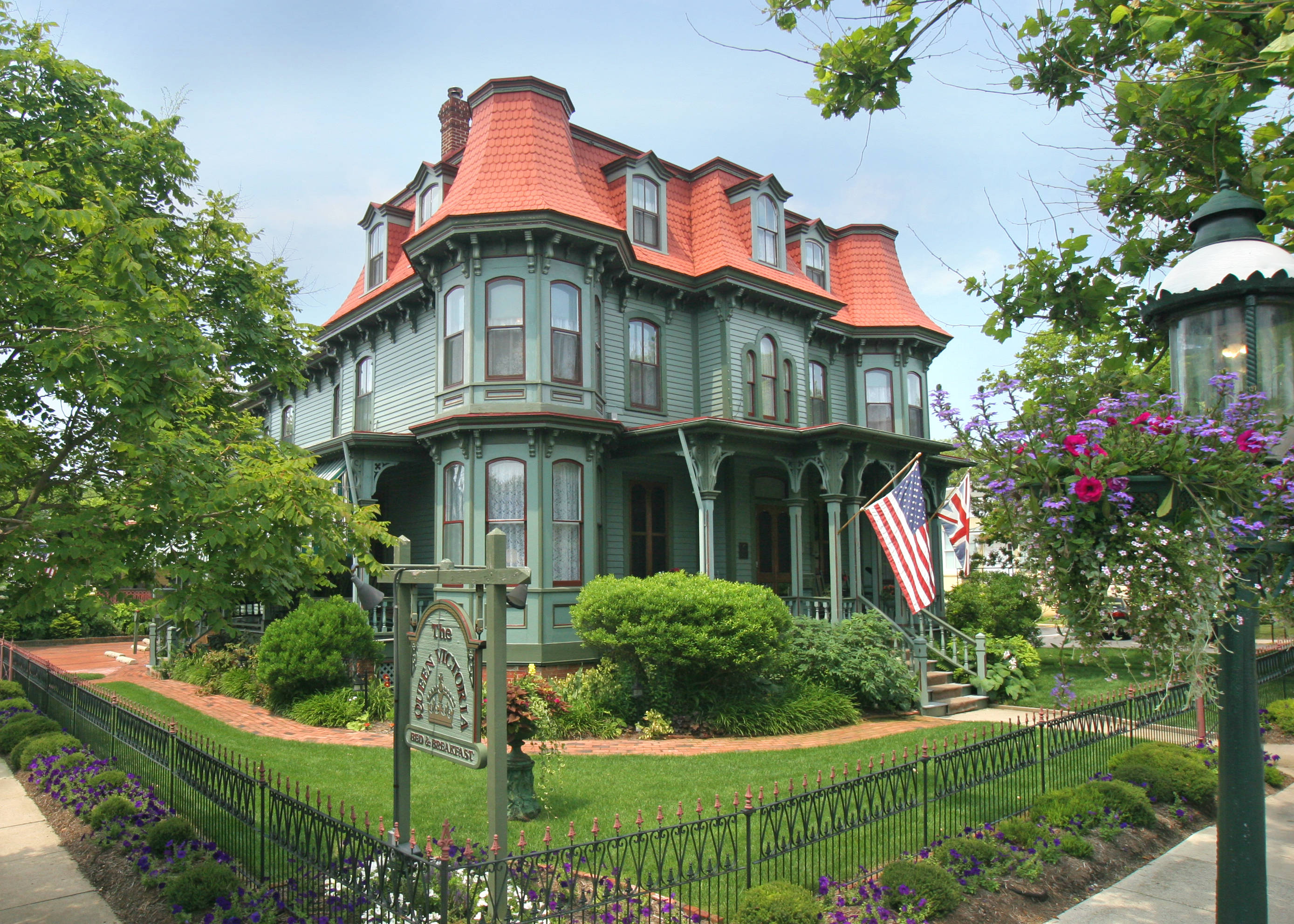 The Queen Victoria Bed & Breakfast, Cape May, New Jersey Bed And ...