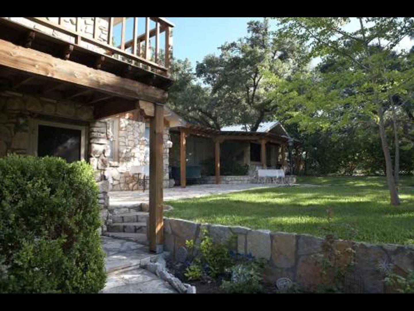 Acorn Bed & Breakfast, Boerne, Texas Bed and Breakfasts Inns