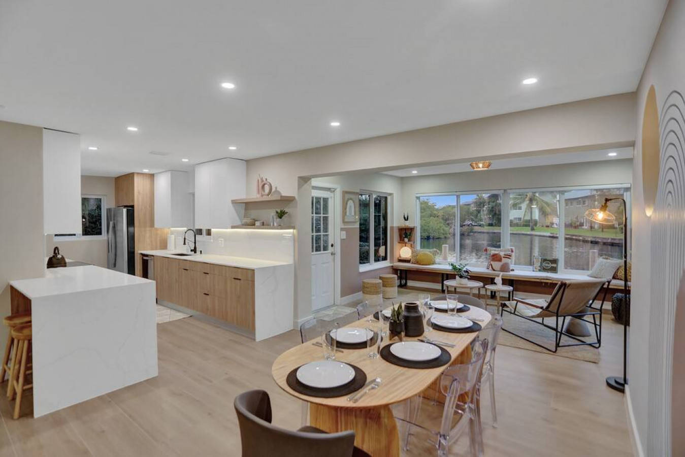 Walk to Wilton Dr Waterfront Home. Kayaks & BBQ, Wilton Manors, Florida Bed and Breakfasts Inns