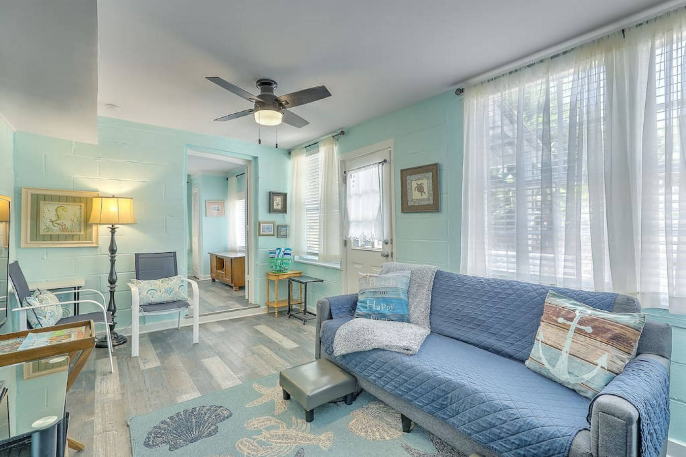 “Captain's Quarters” at Pirates Perch!, Folly Beach, South Carolina Bed