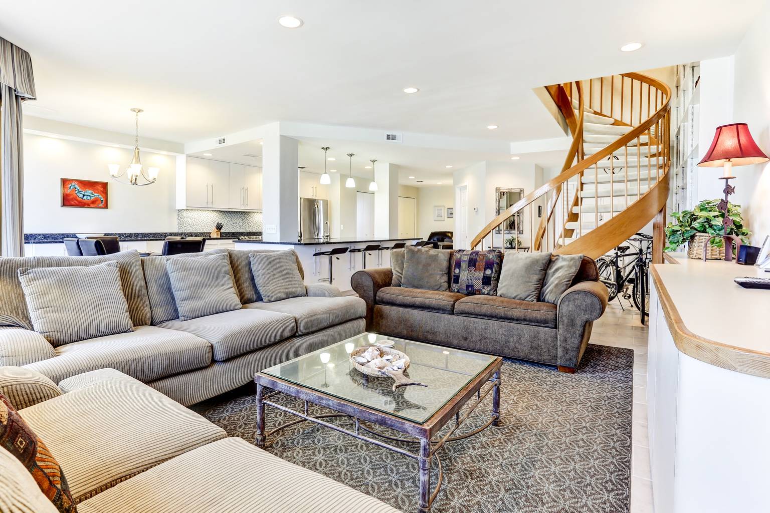 Spacious Oceanfront Penthouse Villa, Fernandina Beach, Florida Bed and