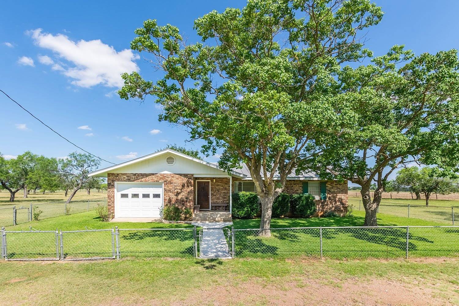 Oma's House, Fredericksburg, Texas Bed and Breakfasts Inns
