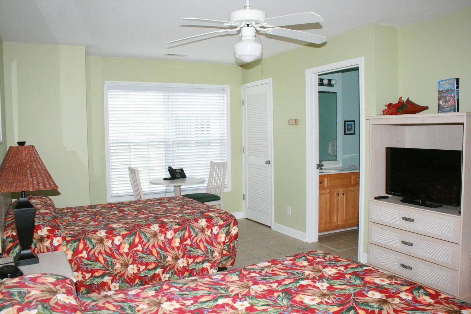 2804L, Calabash, North Carolina Bed and Breakfasts Inns