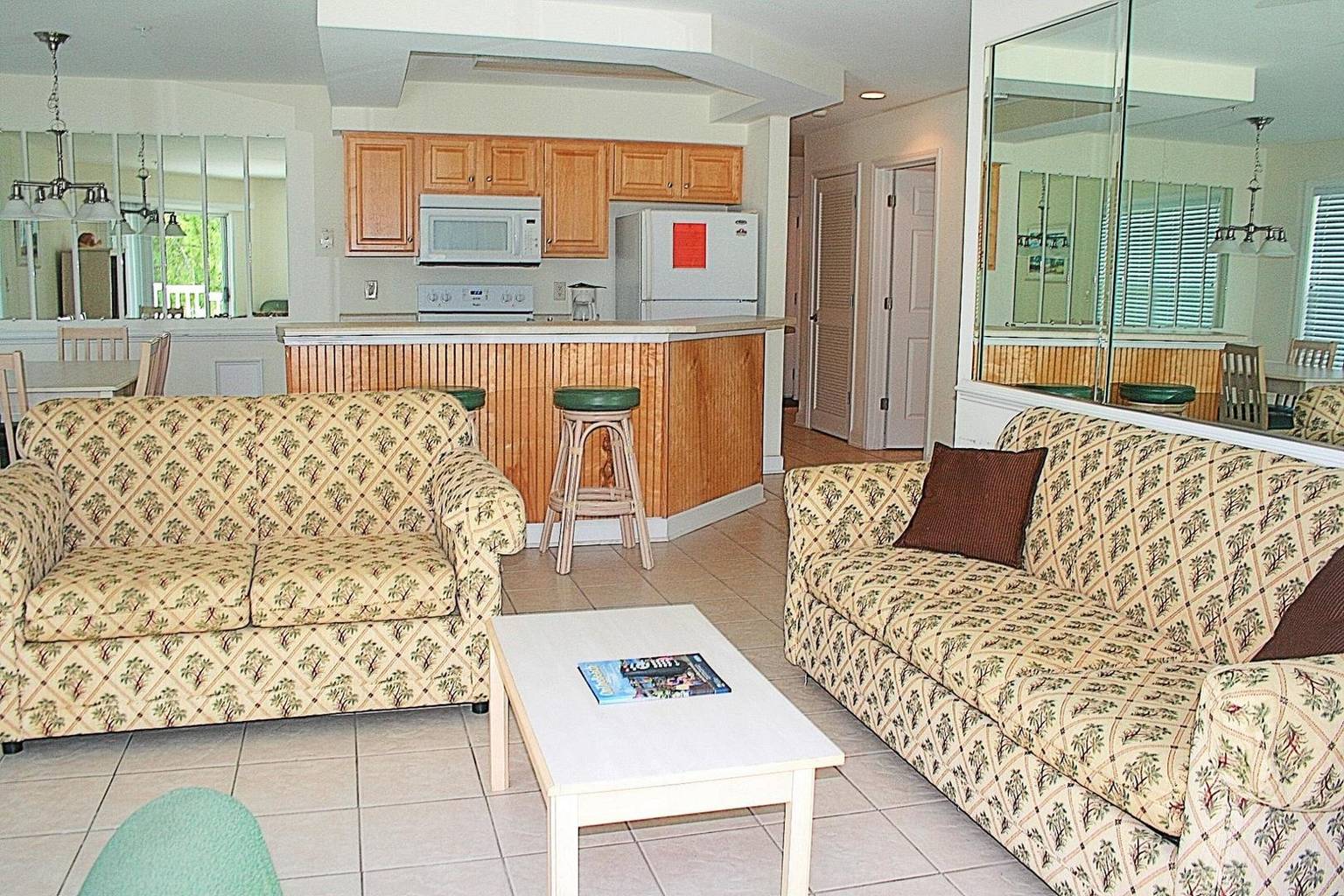 Golf Course View Villa 3009 with Access to Golf Course and Outdoor Pool