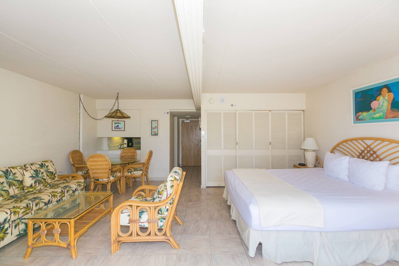 Ilikai Tower 936, Honolulu, HI Bed and Breakfasts Inns