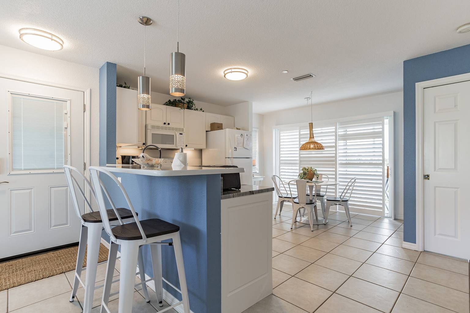 Sunset Views + Steps From The Beach1255, Englewood, FL Bed and