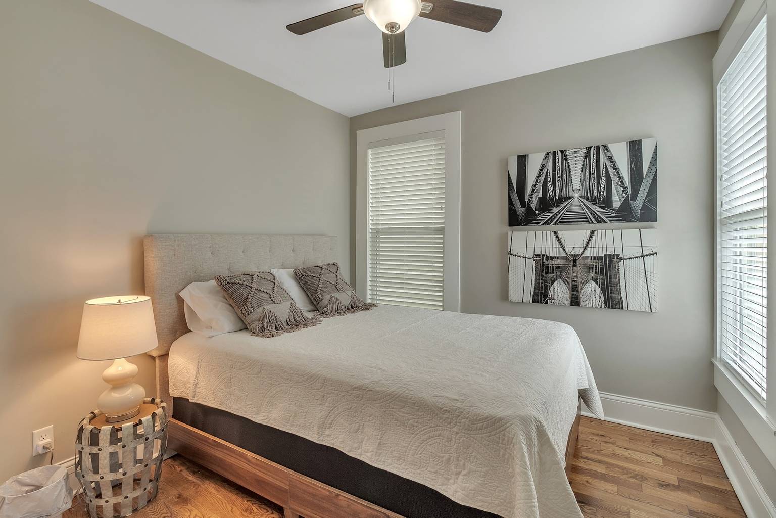 Recently Renovated Home in the Heart of Bellevue!, Bellevue, Kentucky Bed and Breakfasts Inns