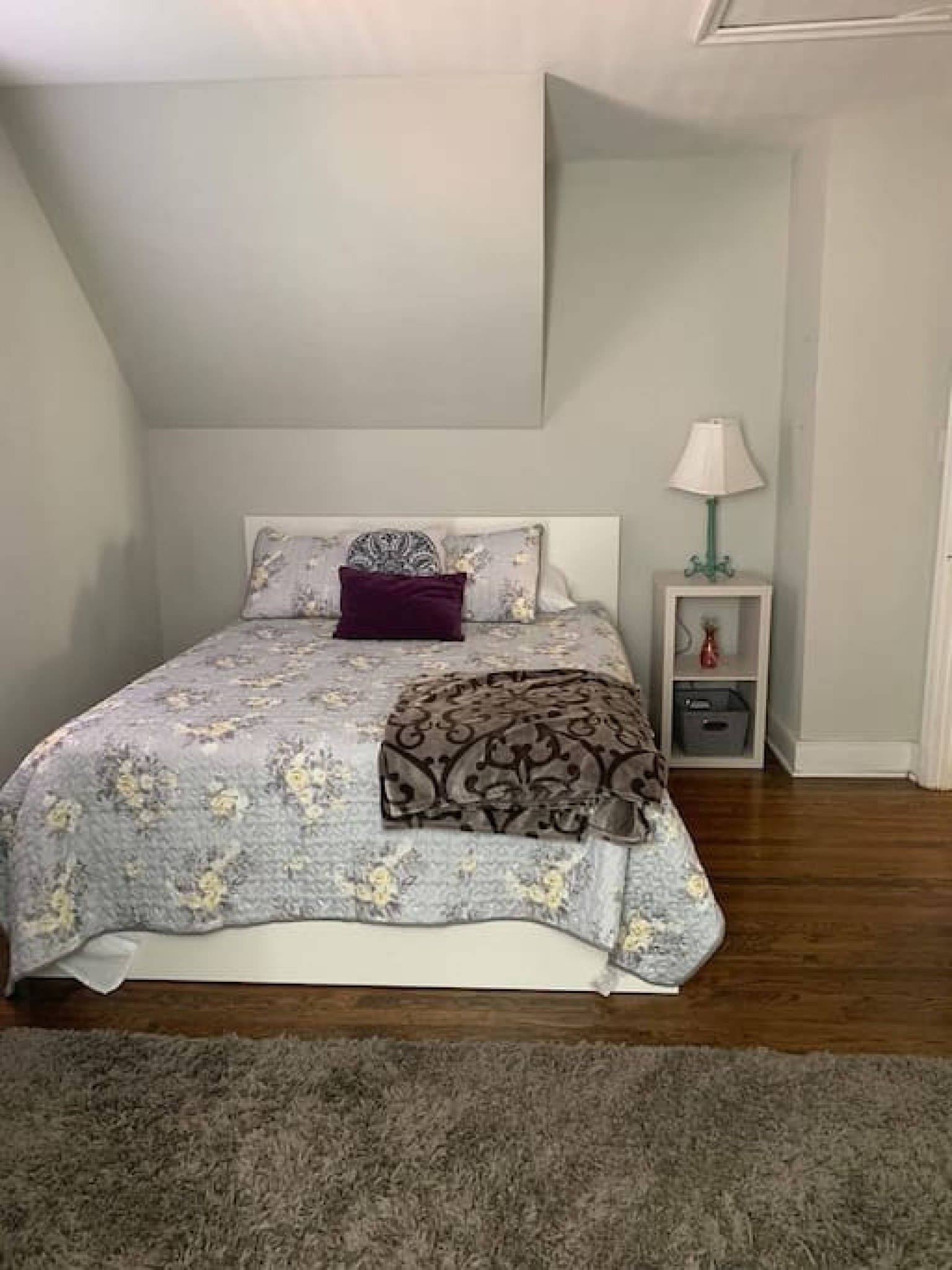 ★Private House + Yard Central Location to All RVA★, Richmond, Virginia Bed and Breakfasts Inns