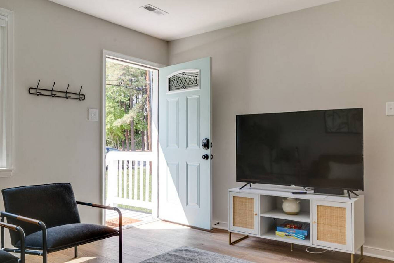 Boho Ranch Home in the West End, Richmond, Virginia Bed and Breakfasts Inns