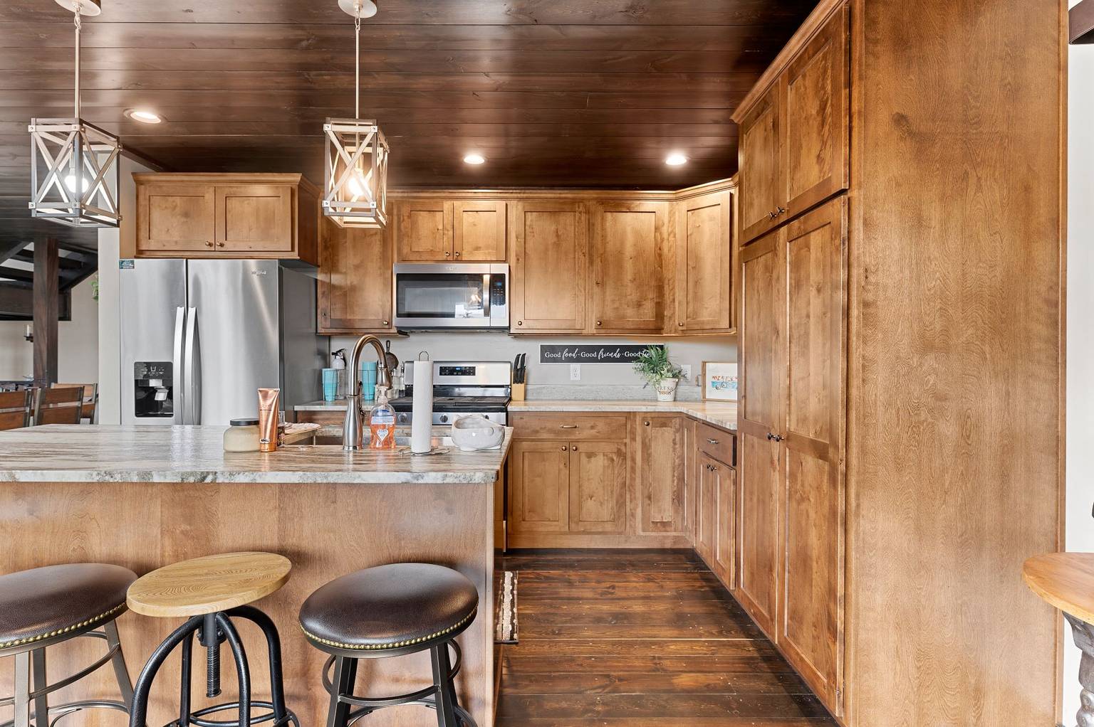 Whiskey Hills At Terry Peak, Lead, South Dakota Bed and Breakfasts Inns