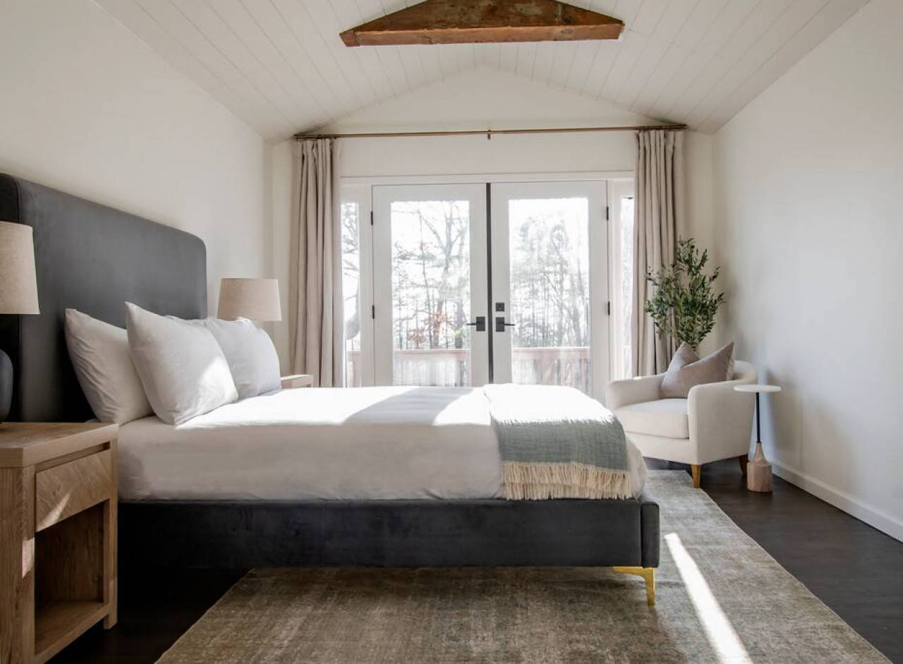 *New* Stone Ridge Modern Mountain House, Stone Ridge, New York Bed and Breakfasts Inns