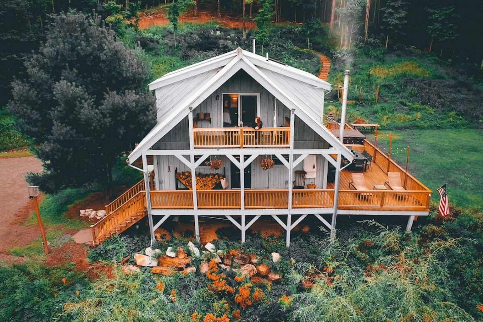 Casa Minnewaska Newly Renovated 5 acres & secluded, Kerhonkson, New