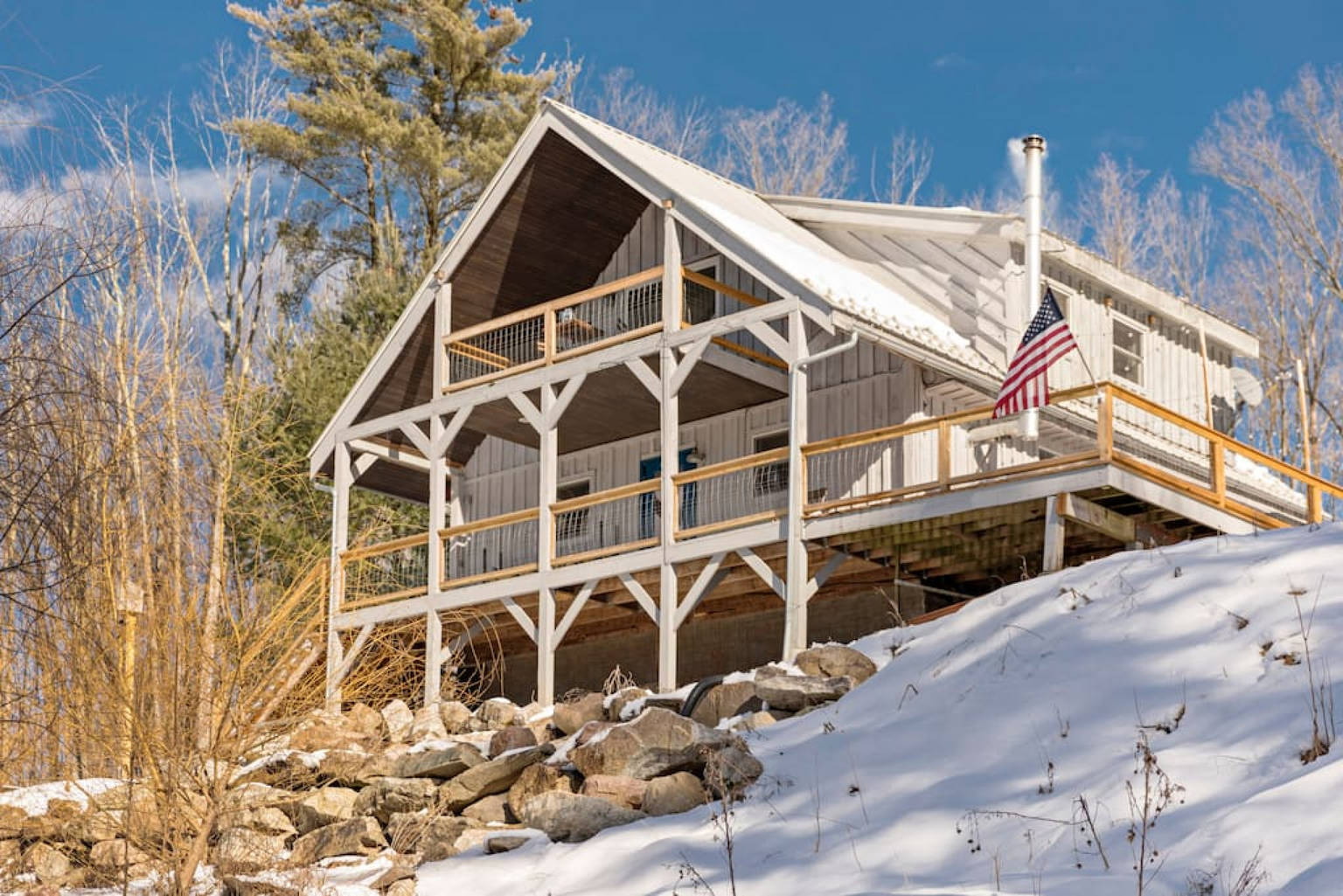 Casa Minnewaska Newly Renovated 5 acres & secluded, Kerhonkson, New