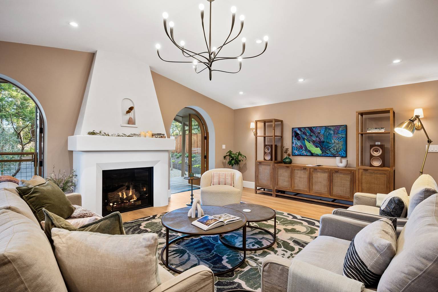 Hidden Oasis a Private Luxury Home in Healdsburg, Healdsburg