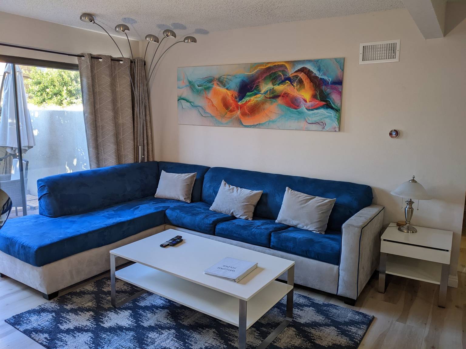 Condo near Disneyland, Anaheim, CA Bed and Breakfasts Inns