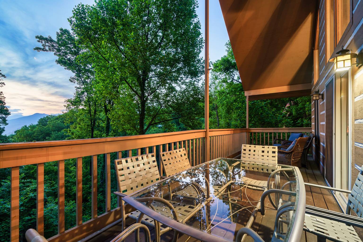 Just a Family Lodge, Gatlinburg, Tennessee Bed and Breakfasts Inns