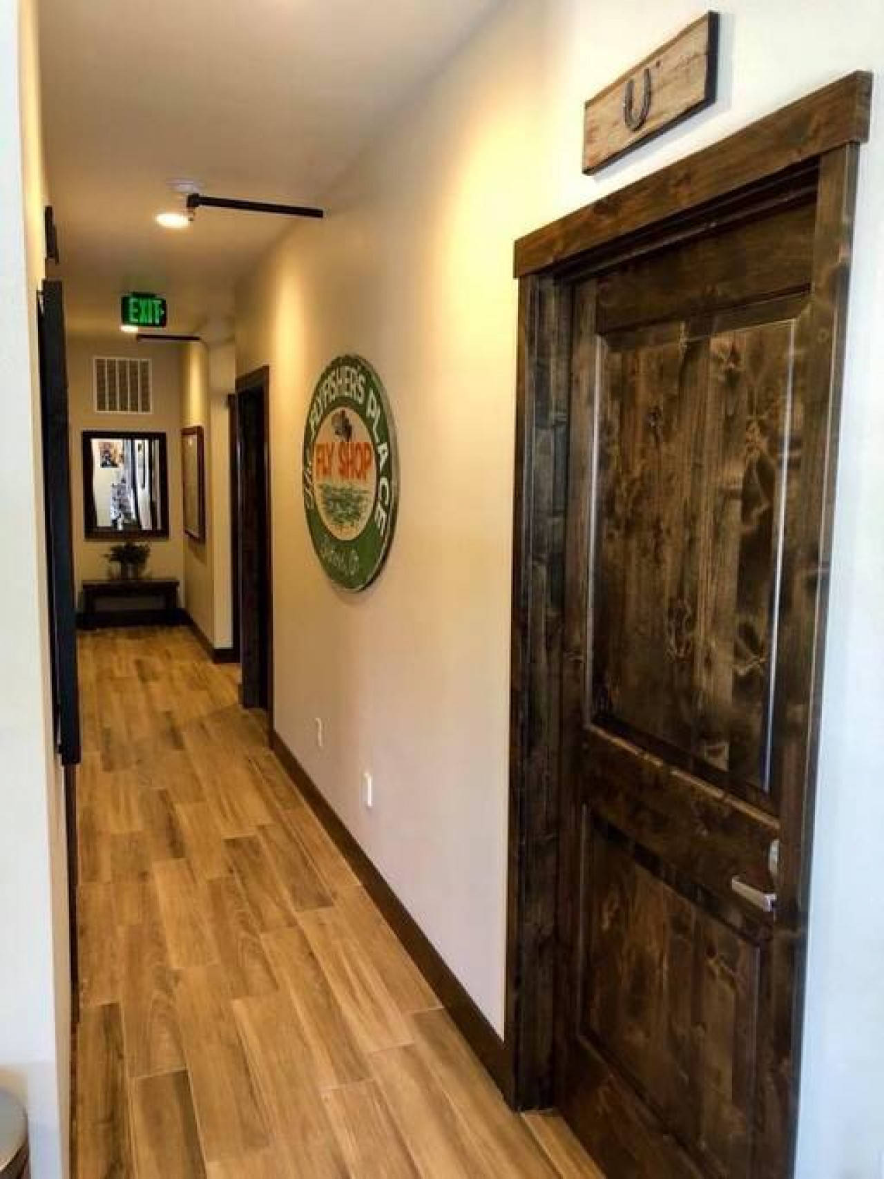 2 Horseshoe Sisters Bunkhouse, Sisters, Oregon Bed and Breakfasts Inns