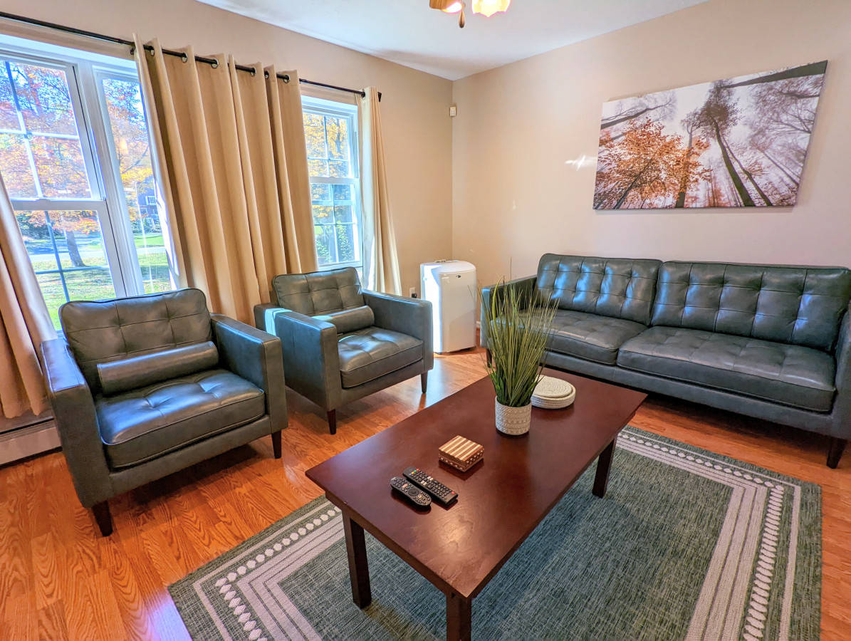 The Emerald Repose, Long Pond, Pennsylvania Bed and Breakfasts Inns