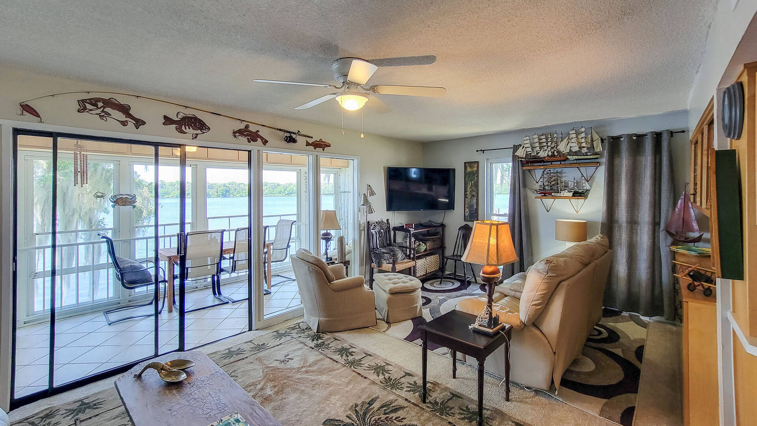 Welaka Florida Bed and Breakfast Inn River Bend D223