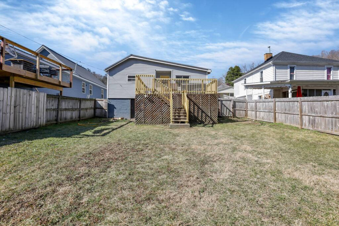 Hocking Hills Nostalgic in Nelsonville, Nelsonville, Ohio Bed and