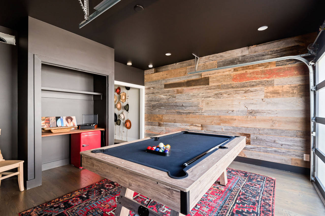 Modern Farmhouse on Centennial pet friendly & billiard!, Nashville