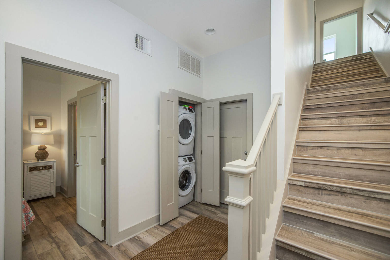 Port Aransas Texas Bed and Breakfast Inn Marina Del Bell WATERFRONT ELEVATOR RENT THE BOAT SLIP