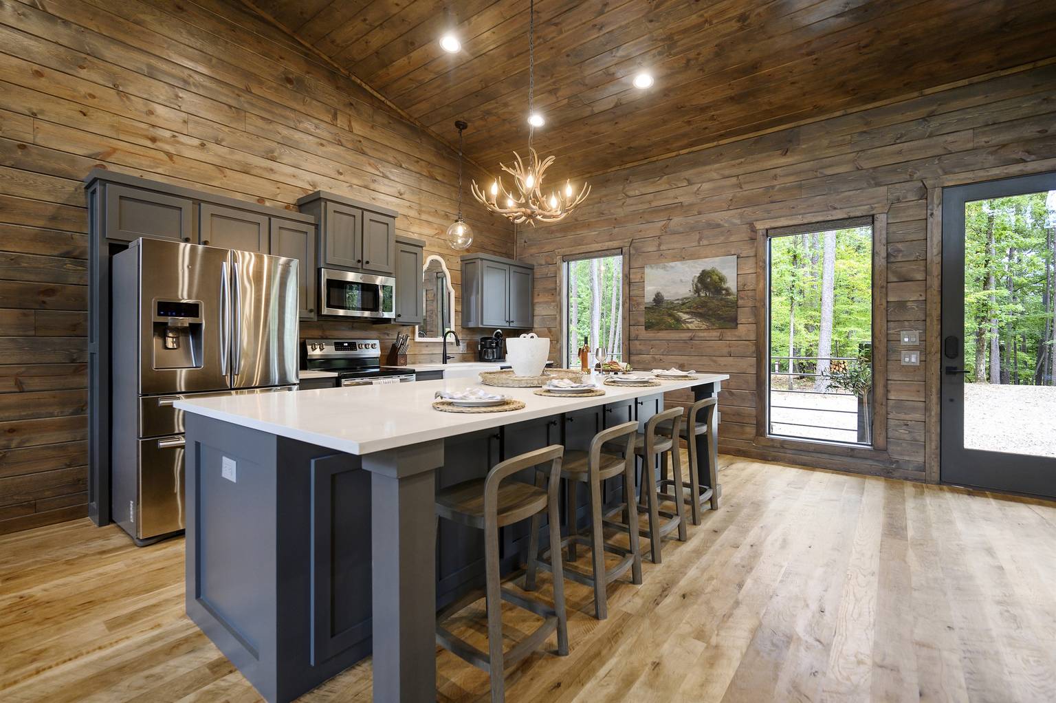 Hart to Hart Cabin, Broken Bow, Oklahoma Bed and Breakfasts Inns