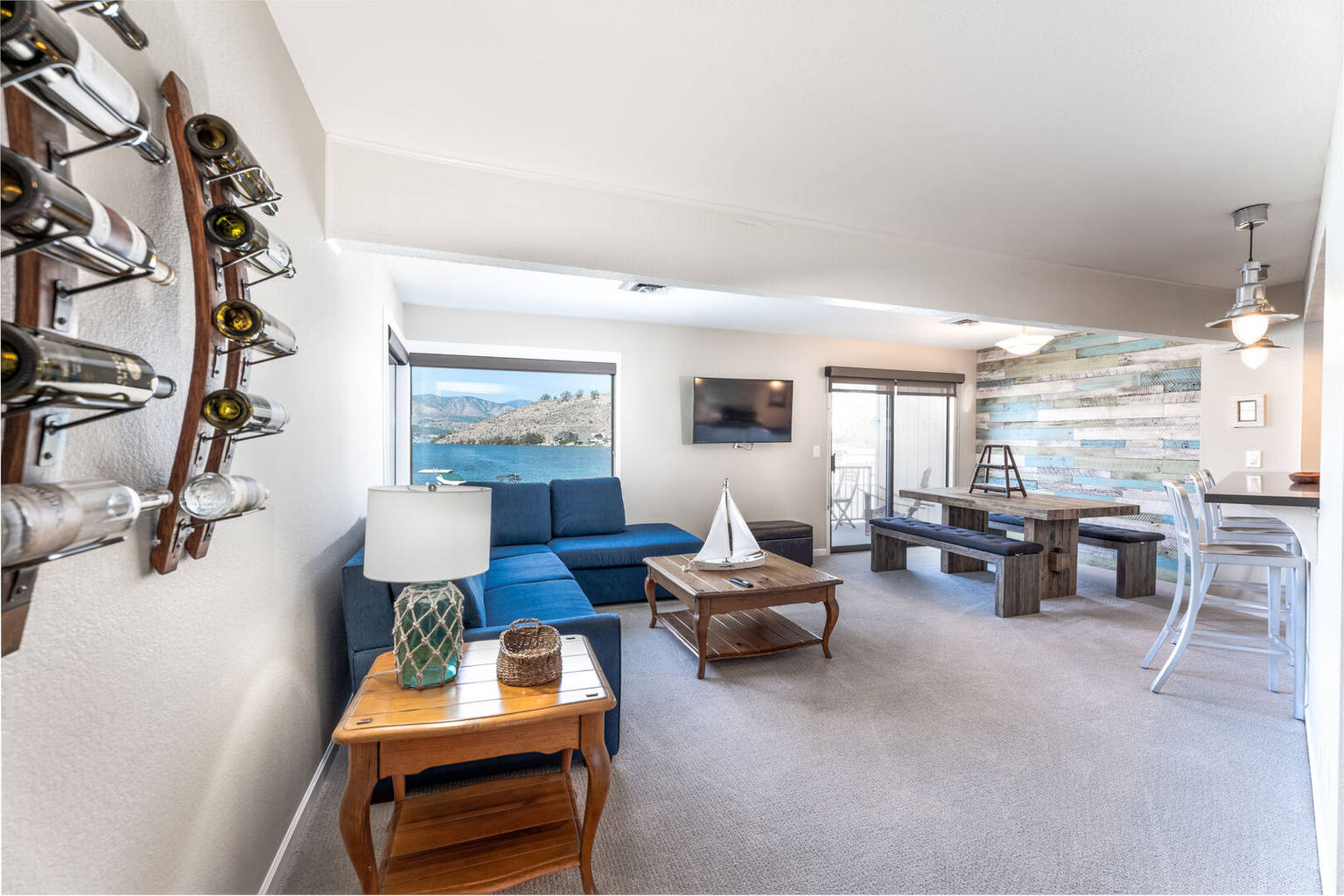 Chelan Washington Bed and Breakfast Inn Sandy Shores at Spader Bay