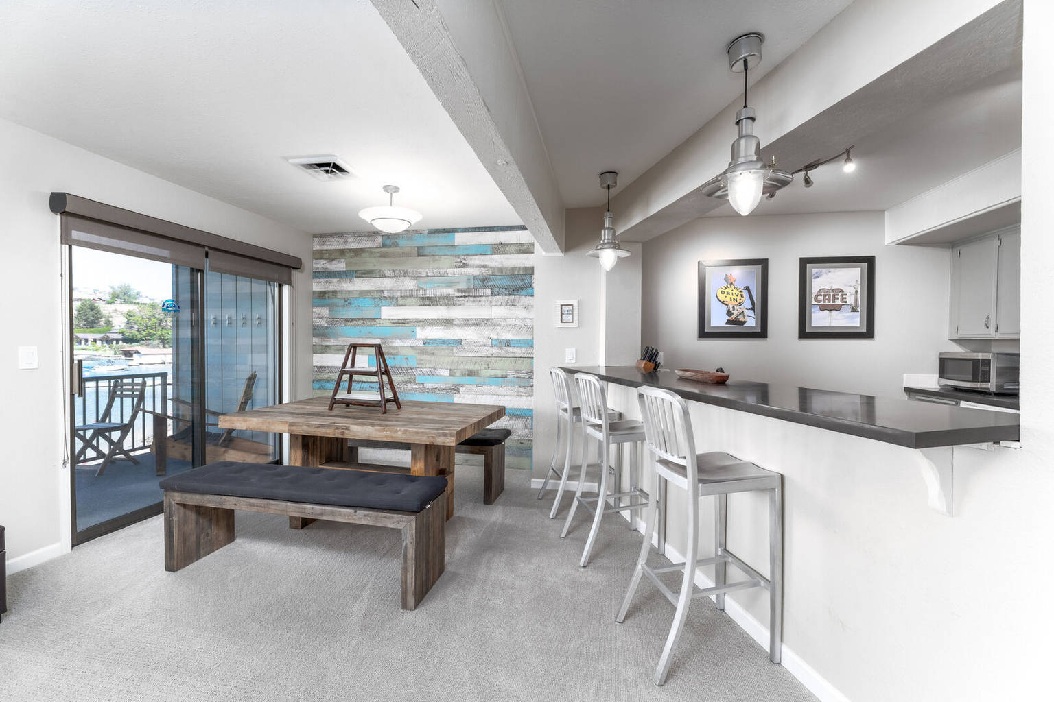 Chelan Washington Bed and Breakfast Inn Sandy Shores at Spader Bay