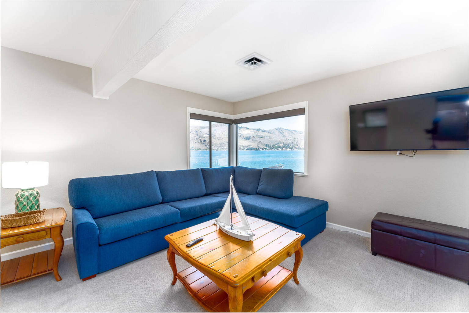 Chelan Washington Bed and Breakfast Inn Sandy Shores at Spader Bay