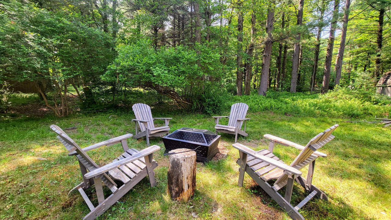 The Camelot Chalet, Blakeslee, Pennsylvania Bed and Breakfasts Inns