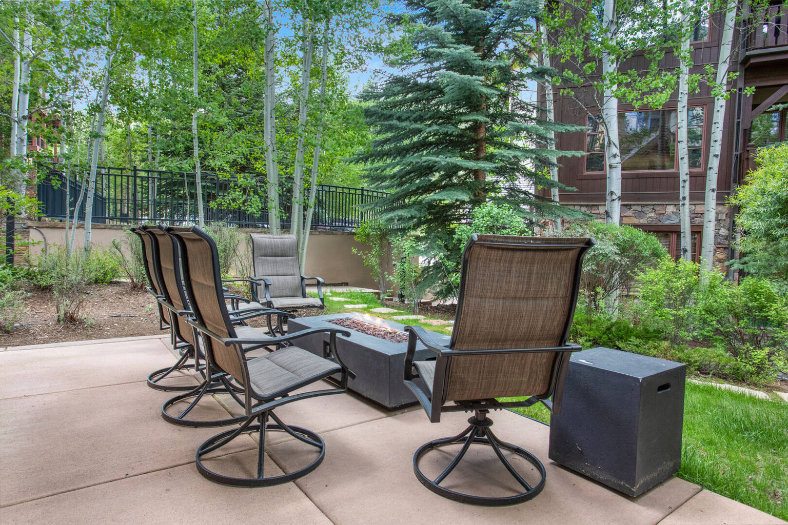 Edwards Colorado Bed and Breakfast Inn Arrowhead Village Townhomes F1