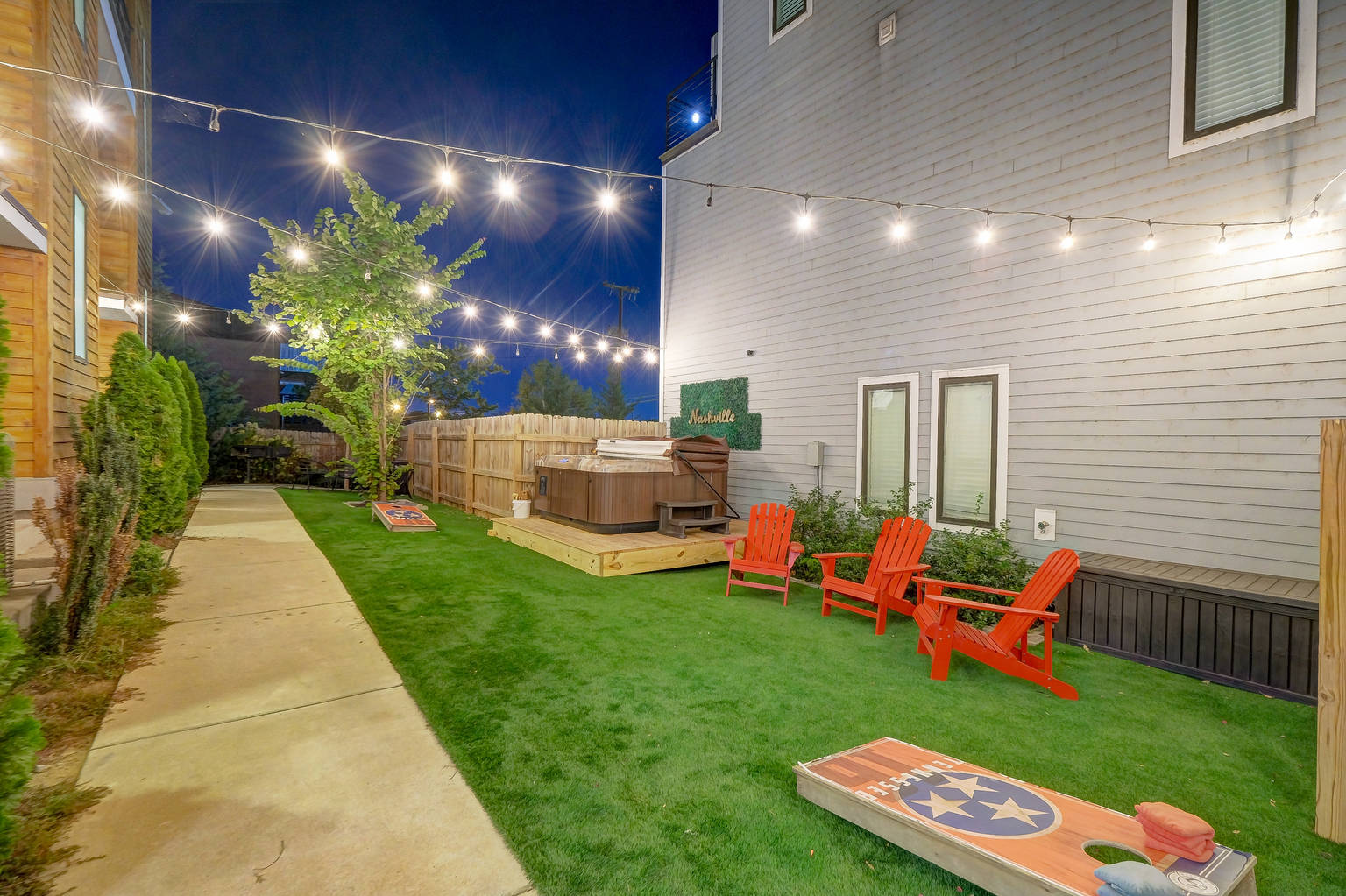 Dolly's Guest House, Nashville, Tennessee Bed and Breakfasts Inns