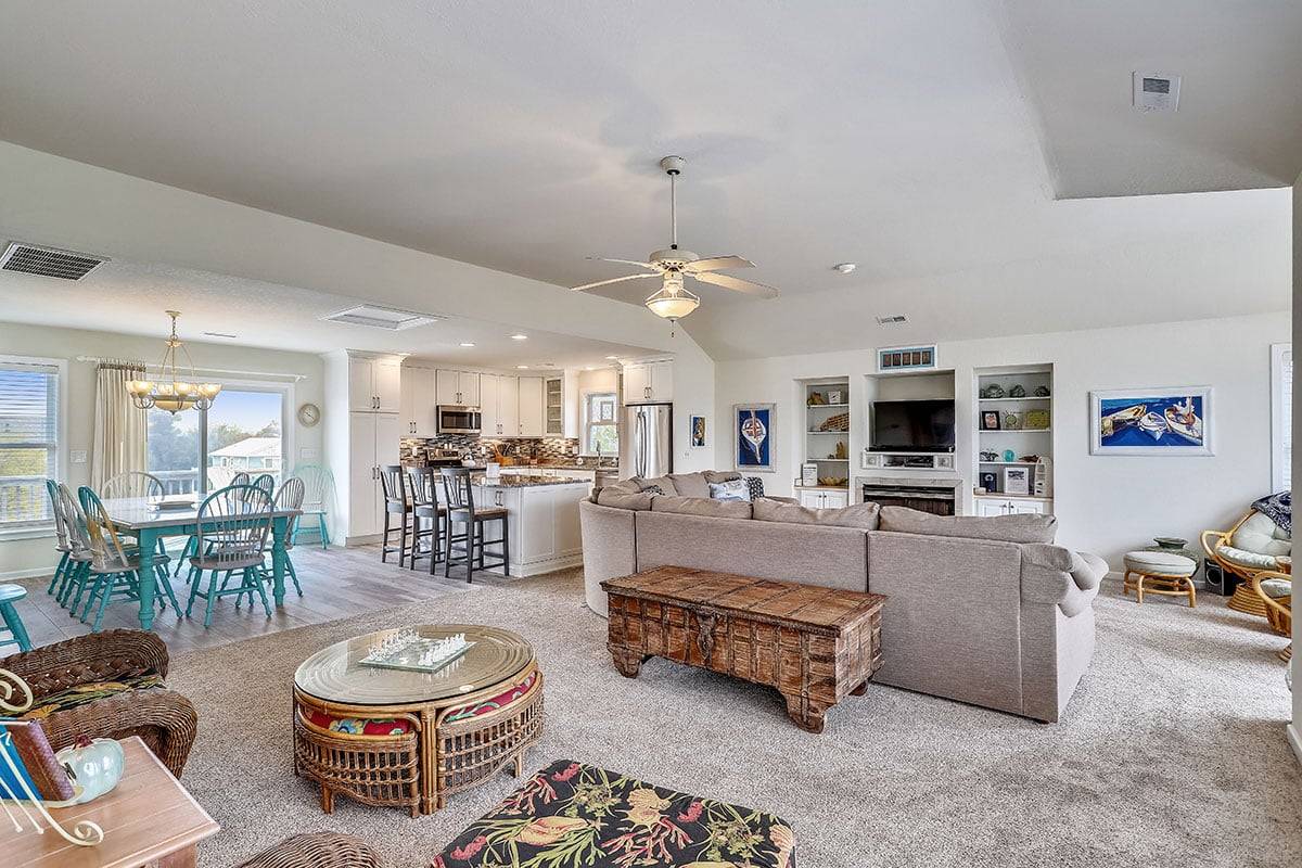 Kitty Hawk North Carolina Bed and Breakfast Inn 0375 CHIPWRECKED