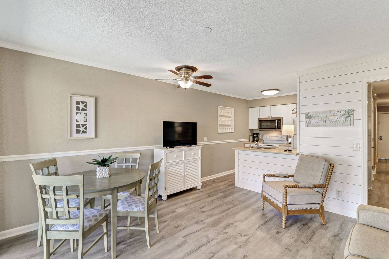 Ocean Dunes Villa 403, Hilton Head Island, South Carolina Bed and