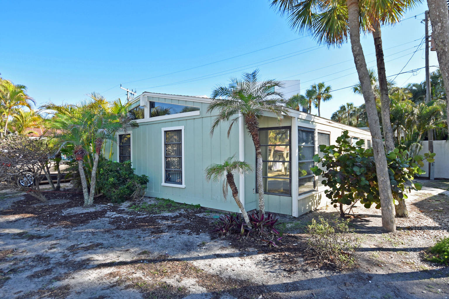 Englewood Florida Bed and Breakfast Inn Admiralty Villas GV15