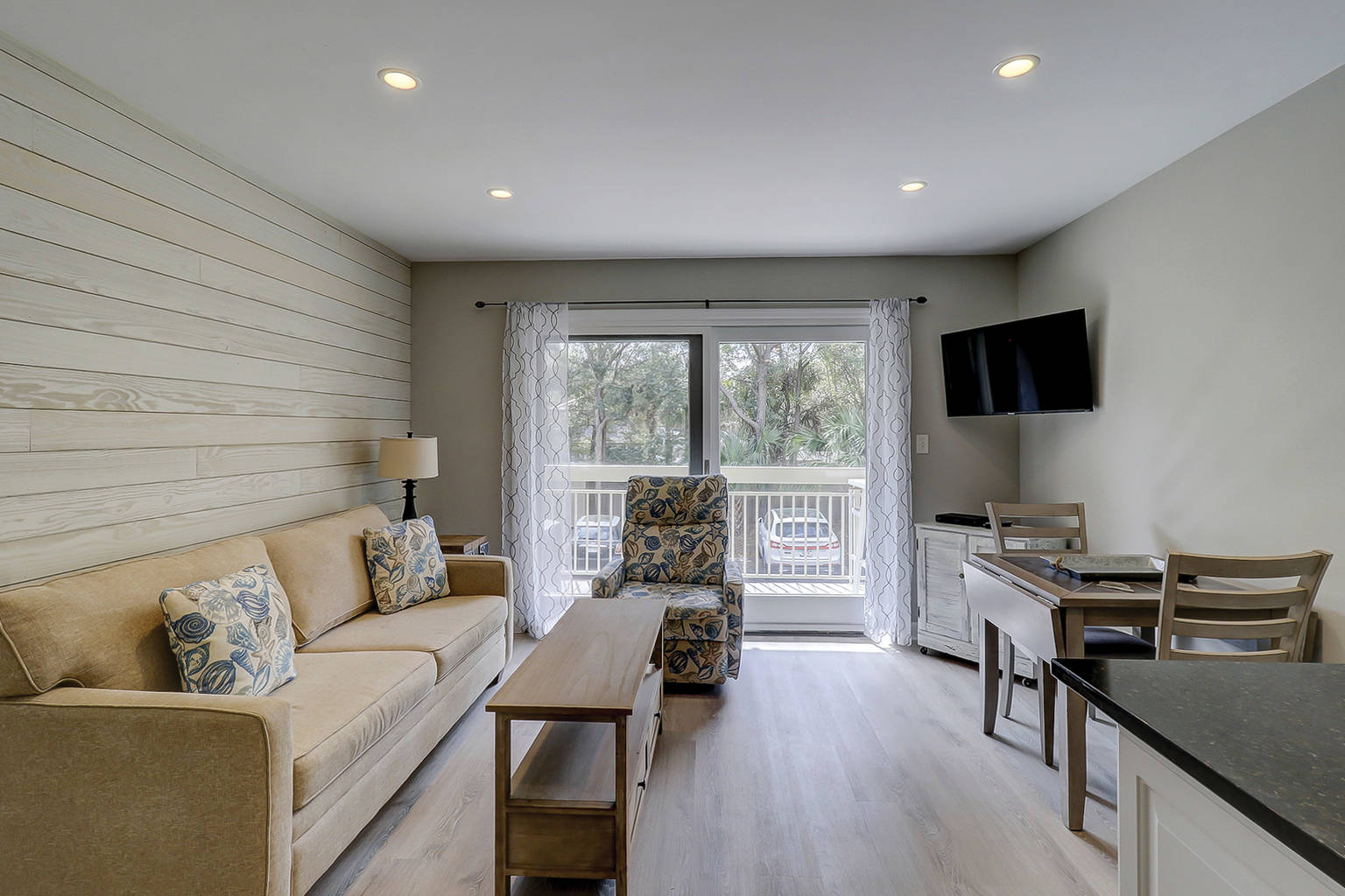 The Breakers 107, Hilton Head Island, South Carolina Bed and Breakfasts