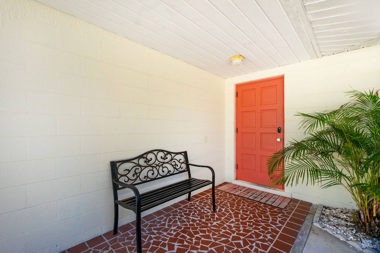 3020A N. Beach Rd, Englewood, Florida Bed and Breakfasts Inns