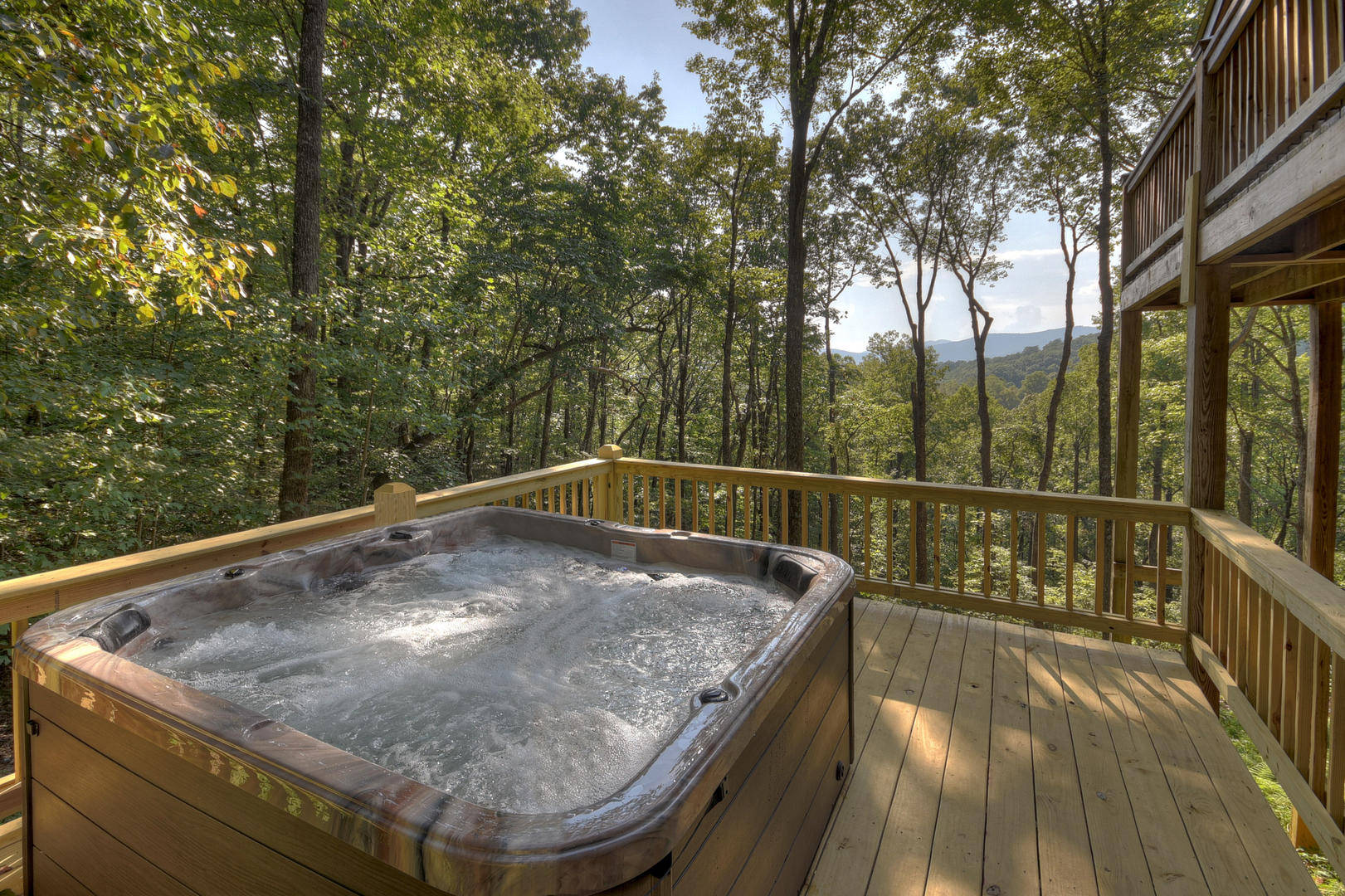 Lofty Vista-Beautiful Mt View, Hot Tub, Firepit And An Easy Drive, Blue ...